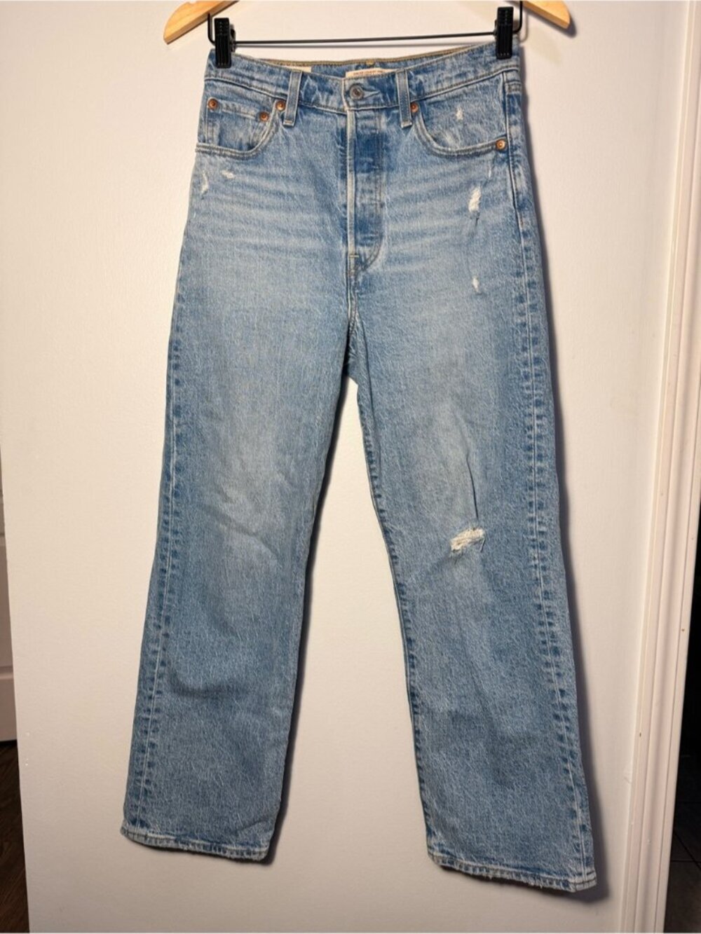Levi's® Premium RIBCAGE STRAIGHT ANKLE WOMEN'S JEANS size 25 - Picture 5 of 9
